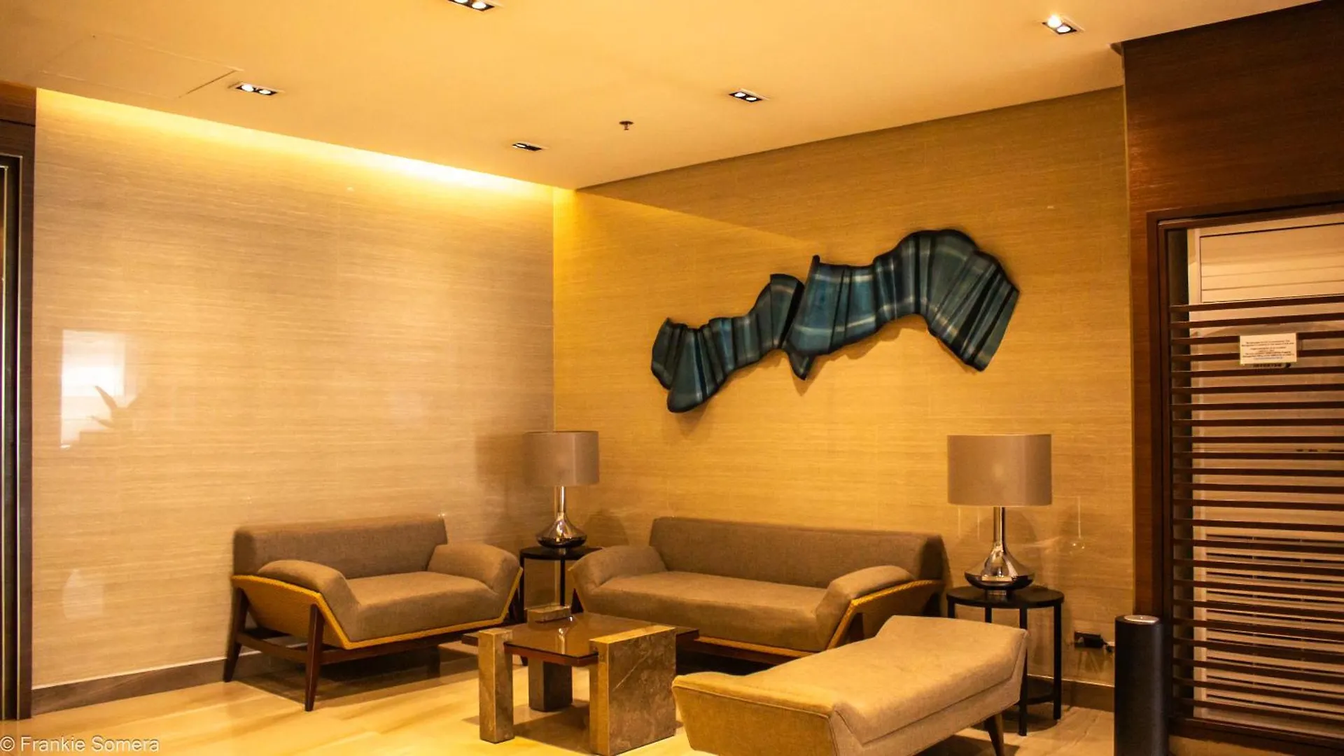 Coast Condo Penthouse In Pasay, Metro Manila Near Sm Mall Of Asia, Ninoy Aquino International Airport, World Trade Center, Star City, Intramuros Philippines