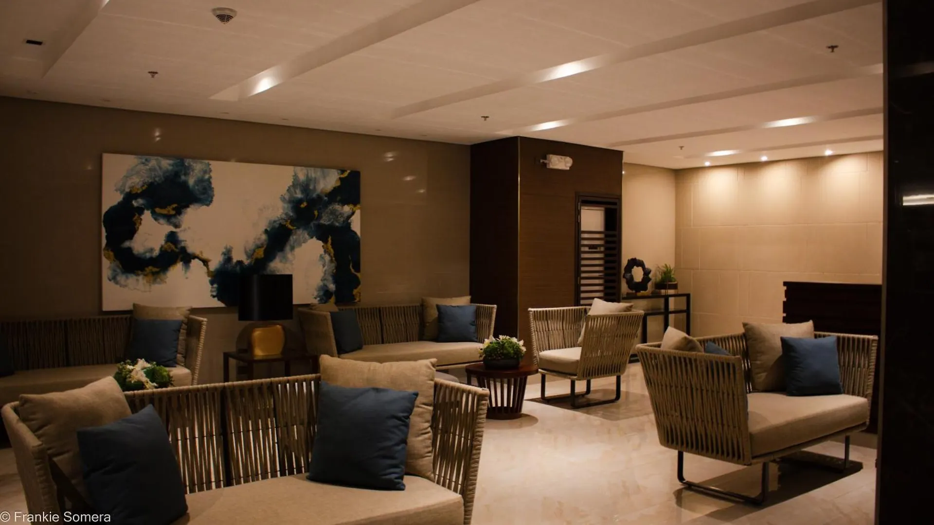 Apartment Coast Condo Penthouse In Pasay, Metro Manila Near Sm Mall Of Asia, Ninoy Aquino International Airport, World Trade Center, Star City, Intramuros
