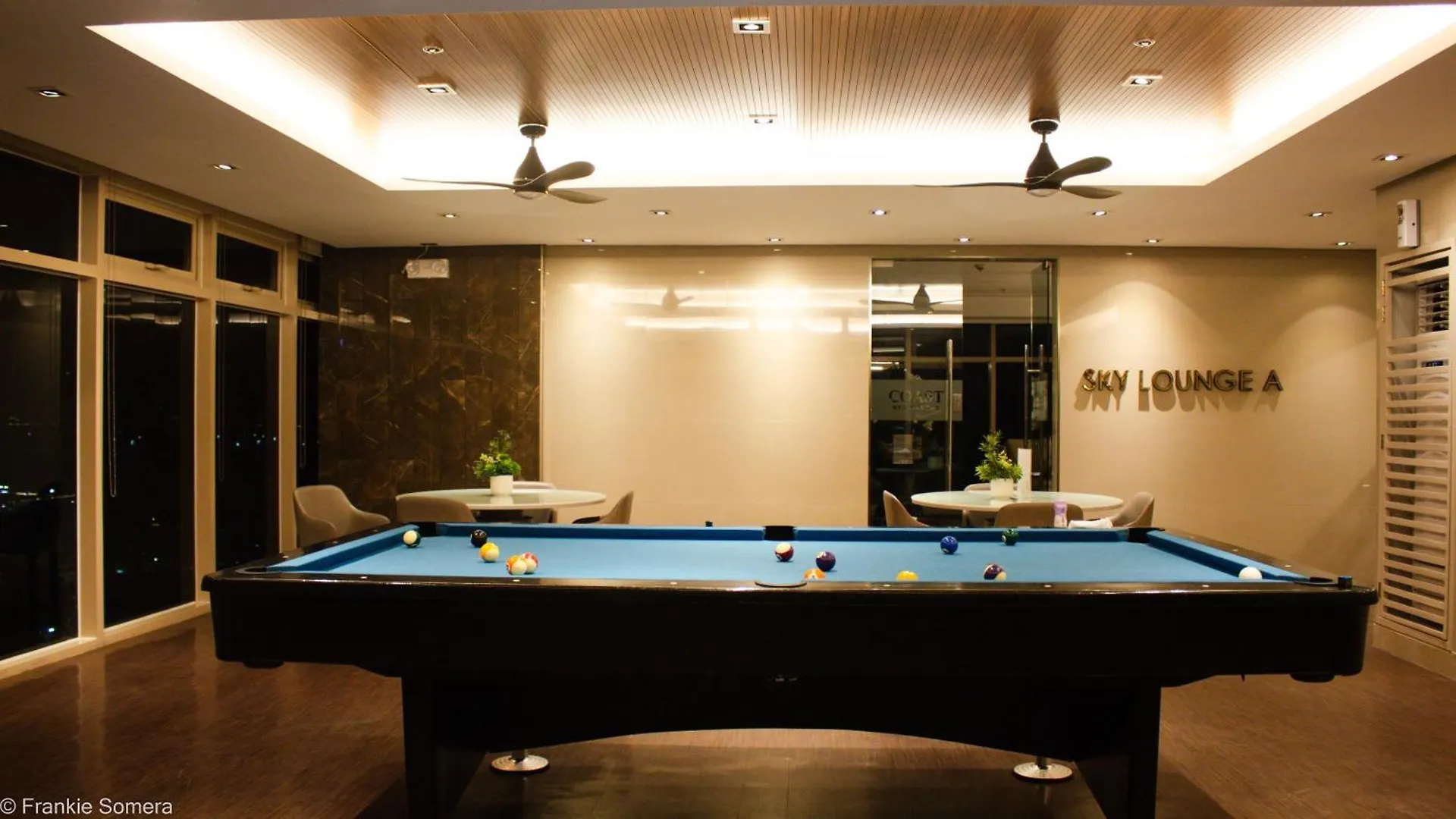 Coast Condo Penthouse In Pasay, Metro Manila Near Sm Mall Of Asia, Ninoy Aquino International Airport, World Trade Center, Star City, Intramuros