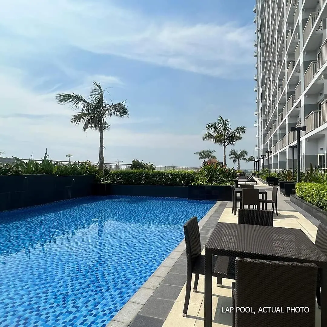 Coast Condo Penthouse In Pasay, Metro Manila Near Sm Mall Of Asia, Ninoy Aquino International Airport, World Trade Center, Star City, Intramuros