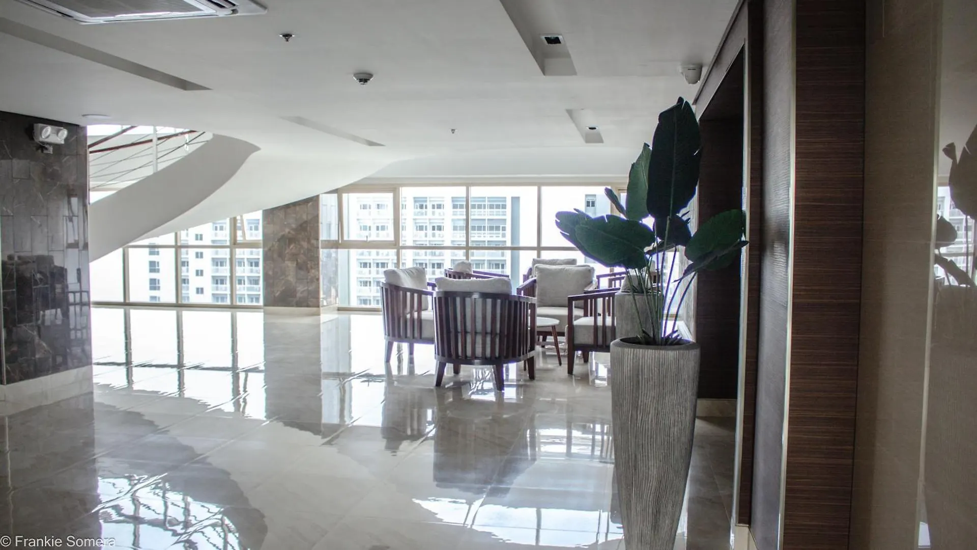 Coast Condo Penthouse In Pasay, Metro Manila Near Sm Mall Of Asia, Ninoy Aquino International Airport, World Trade Center, Star City, Intramuros